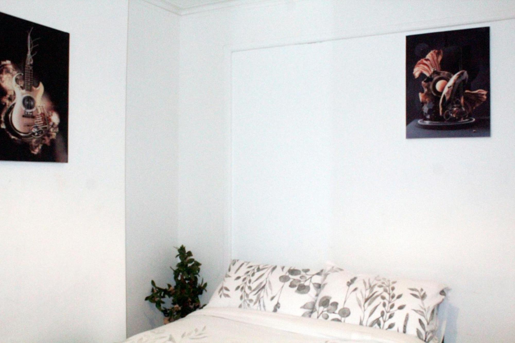 Cozy Rooms Or Apartment In London Townhouse Fast Links To Central ภายนอก รูปภาพ